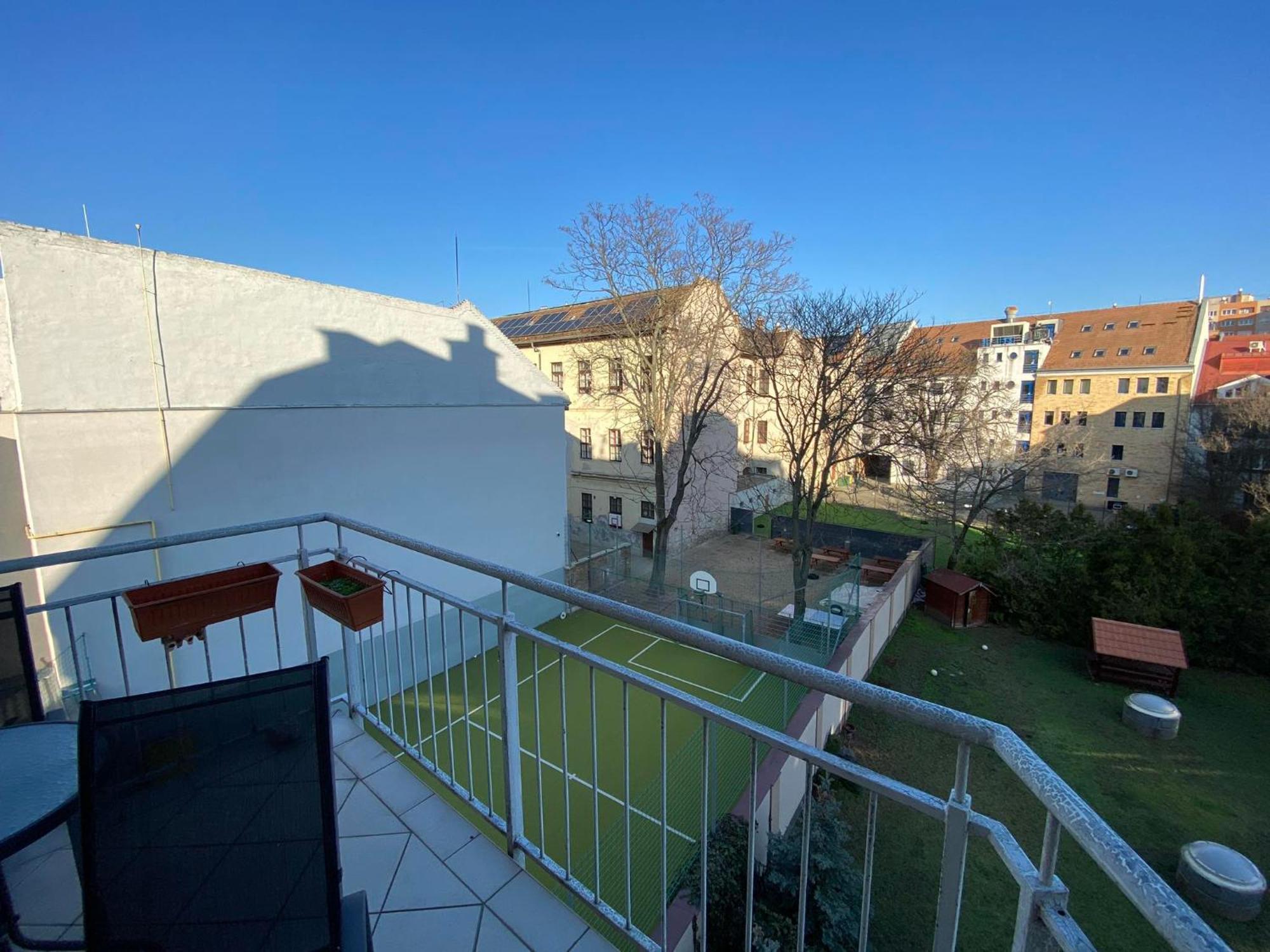 Skylark Cozy Bigger Apartment Budapest Exterior foto